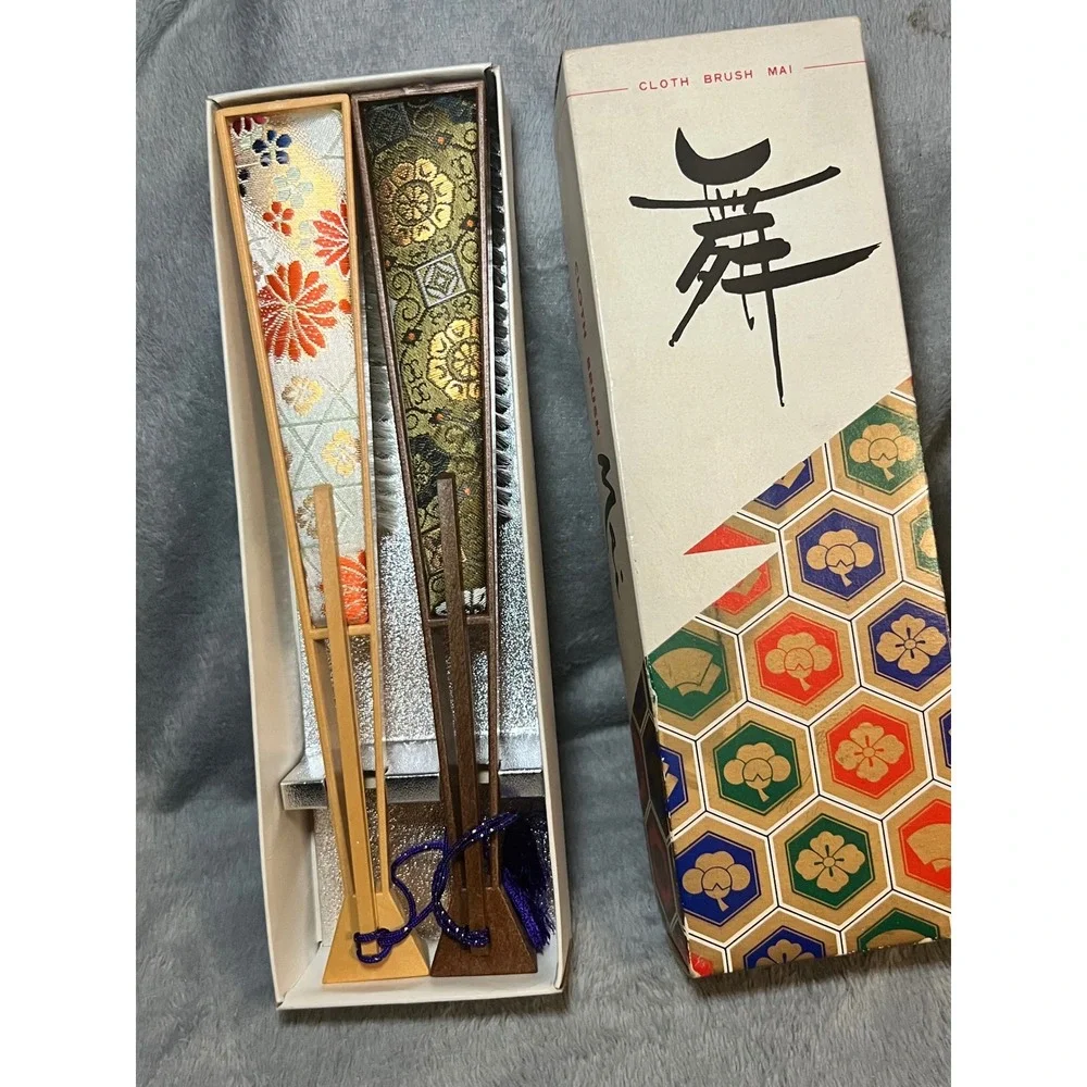 Vintage JVC Cloth Brush Mai No.610 Pair – Japan‎ Kimono Design Boxed Set